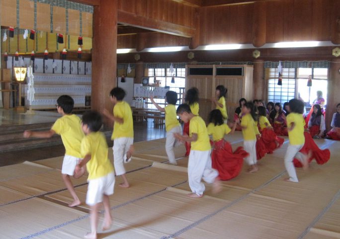 和装ベリーダンス奉納