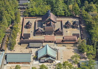 瑞垣内御修造完成・瑞垣内の遷座祭斎行