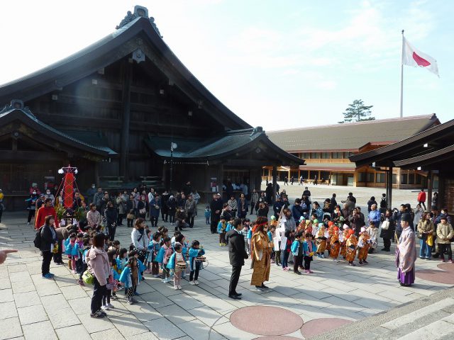 子供吉兆 大社保育園 ~地元大社町の伝統神事を受け継いで~